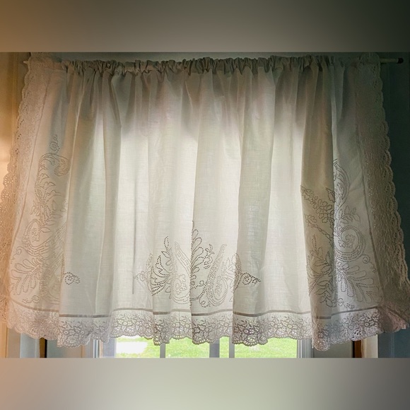 Accents Vintage Cotton Window Valance Poshmark